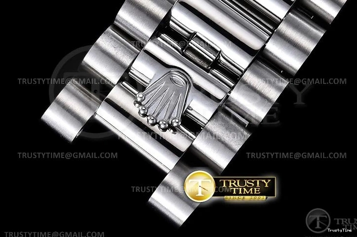 0910 ModernLook RDD0224B – DayDate 36mm 747
